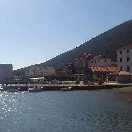 Gostinjska kuća Katija 3*