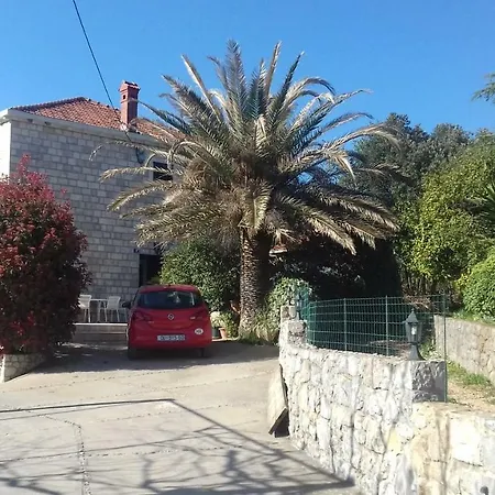 Katija Mali Ston