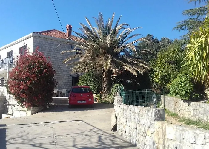 Katija Mali Ston